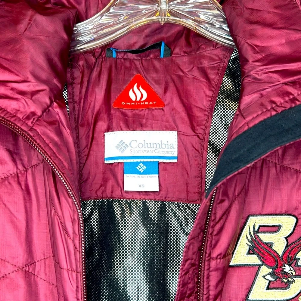 Columbia Women’s Boston College Omni-Heat Puffer Vest Great condition size XS - Picture 6 of 11